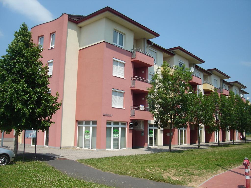 Csabai Apartman Bük Δωμάτιο φωτογραφία
